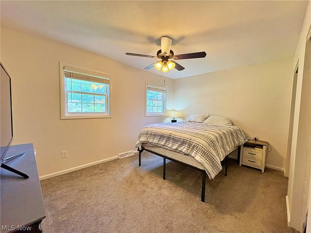 873 W Shore Boulevard, Sheffield Lake, OH 44054