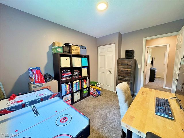 873 W Shore Boulevard, Sheffield Lake, OH 44054