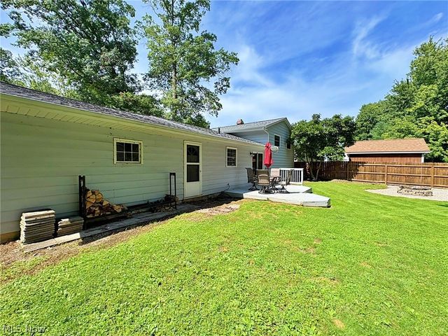 873 W Shore Boulevard, Sheffield Lake, OH 44054