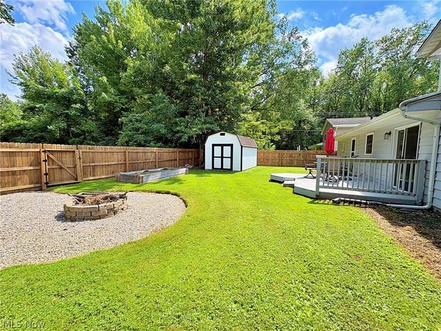 873 W Shore Boulevard, Sheffield Lake, OH 44054