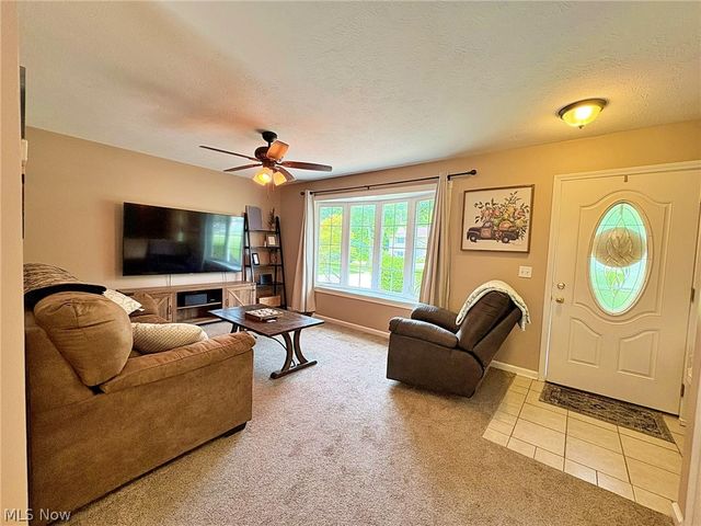 873 W Shore Boulevard, Sheffield Lake, OH 44054