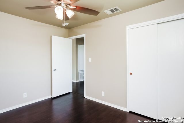 14239 Rosy Finch, San Antonio, TX 78233