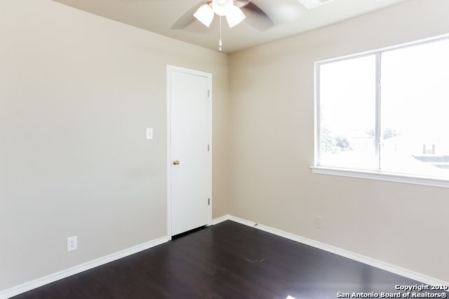 14239 Rosy Finch, San Antonio, TX 78233