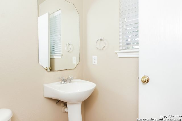 14239 Rosy Finch, San Antonio, TX 78233