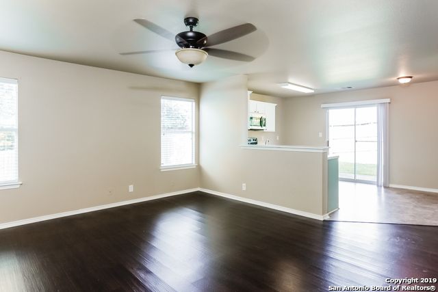 14239 Rosy Finch, San Antonio, TX 78233