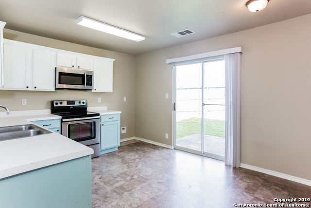 14239 Rosy Finch, San Antonio, TX 78233