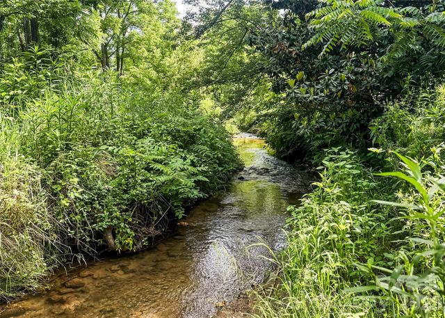 923 Newfound Road, Leicester, NC 28748