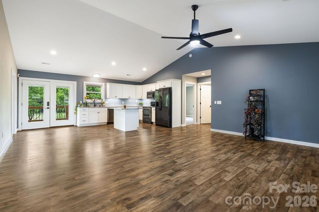923 Newfound Road, Leicester, NC 28748
