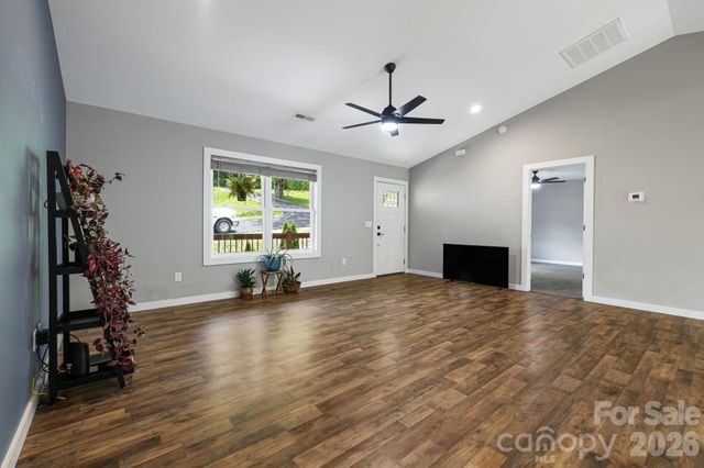 923 Newfound Road, Leicester, NC 28748