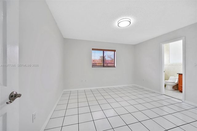 6041 W 24th Ave B-202, Hialeah, FL 33016