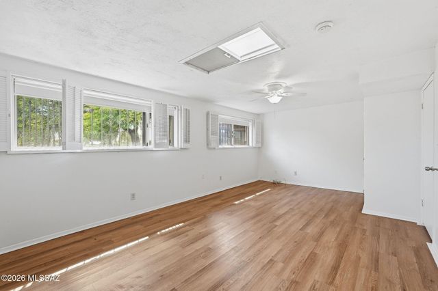 1722 S Camino Seco, Tucson, AZ 85710