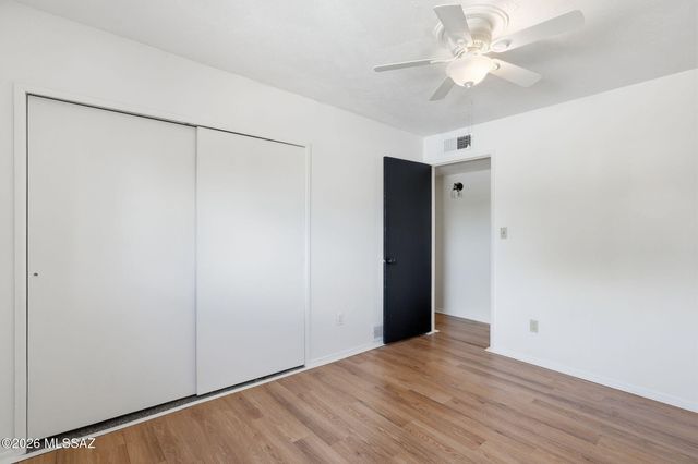 1722 S Camino Seco, Tucson, AZ 85710