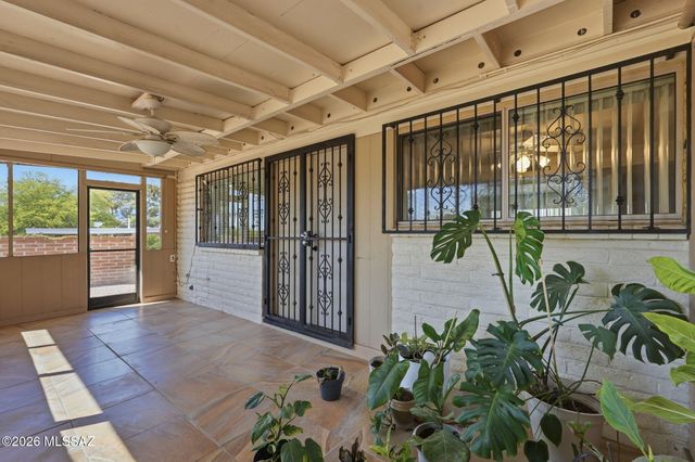 1722 S Camino Seco, Tucson, AZ 85710