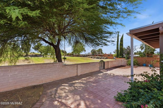 1722 S Camino Seco, Tucson, AZ 85710