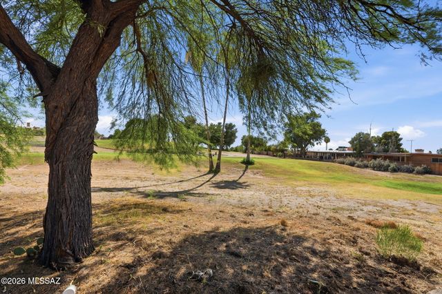 1722 S Camino Seco, Tucson, AZ 85710