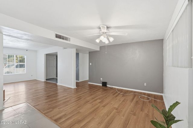 1722 S Camino Seco, Tucson, AZ 85710