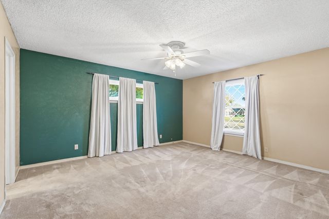 905 Daventry Drive, Garland, TX 75040