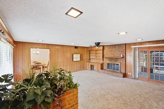 905 Daventry Drive, Garland, TX 75040