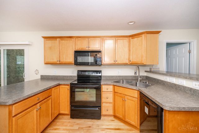 6804 Mossy Rock Court, Hamilton Twp, OH 45039