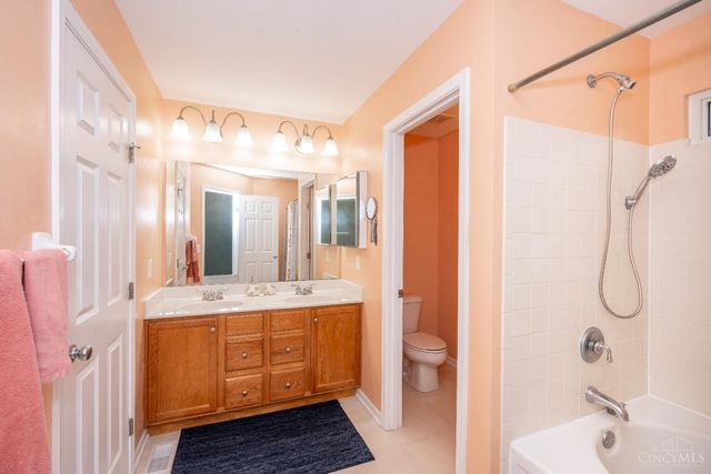 6804 Mossy Rock Court, Hamilton Twp, OH 45039