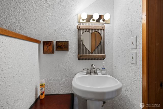 113 Big Creek Road, Ashford, WA 98304