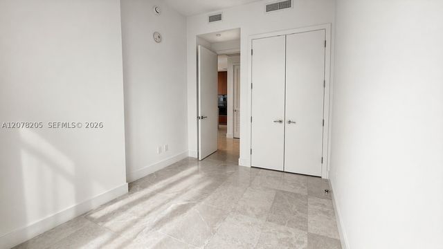 175 SE 25th rd 504, Miami, FL 33131