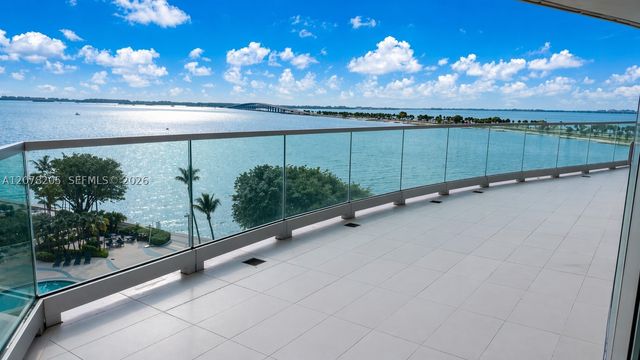 175 SE 25th rd 504, Miami, FL 33131