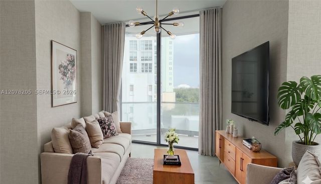 175 SE 25th rd 504, Miami, FL 33131