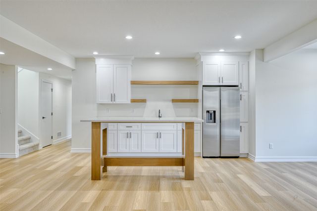 17981 Hammontree Circle, Clive, IA 50325