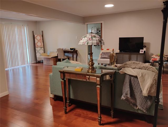 5431 Grape Street, Houston, TX 77096