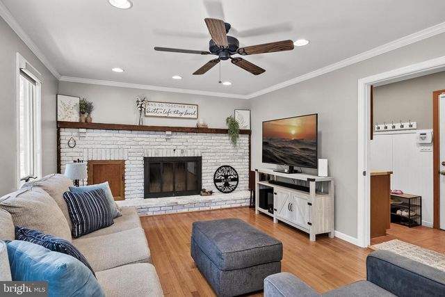 8 UTAH TRL, Medford, NJ 08055