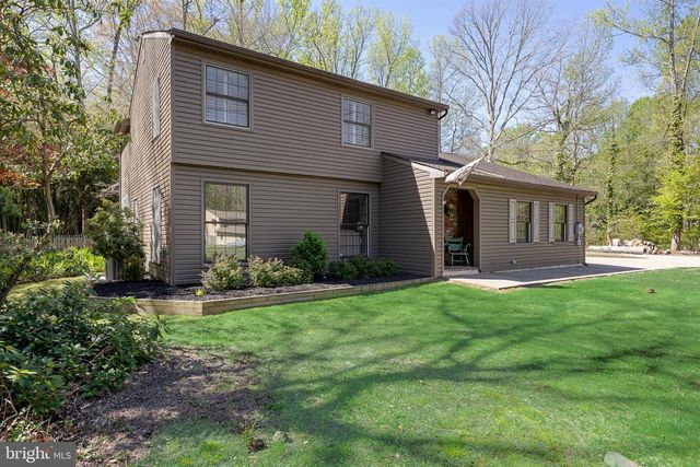 8 UTAH TRL, Medford, NJ 08055