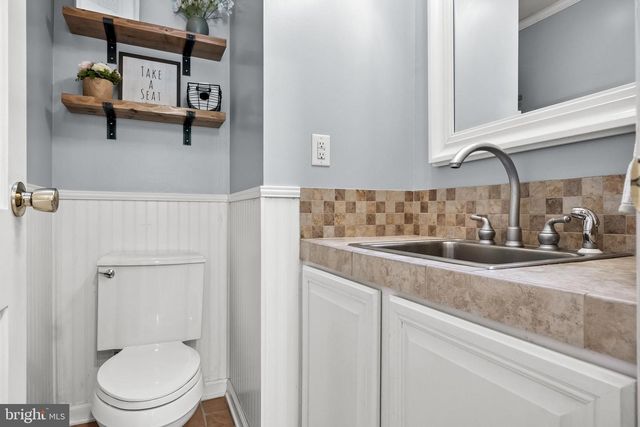 8 UTAH TRL, Medford, NJ 08055