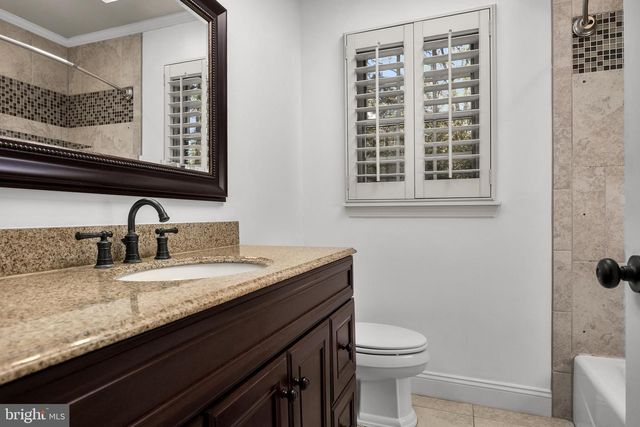 8 UTAH TRL, Medford, NJ 08055