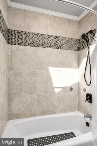 8 UTAH TRL, Medford, NJ 08055