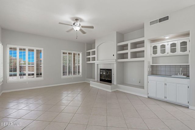 1413 IRON RIDGE Place, El Paso, TX 79912