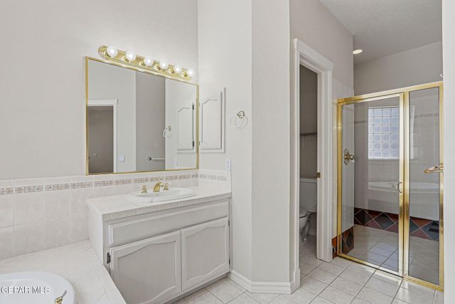 1413 IRON RIDGE Place, El Paso, TX 79912