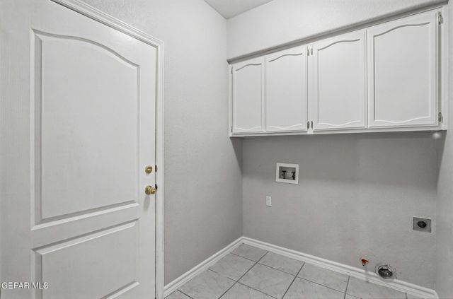1413 IRON RIDGE Place, El Paso, TX 79912