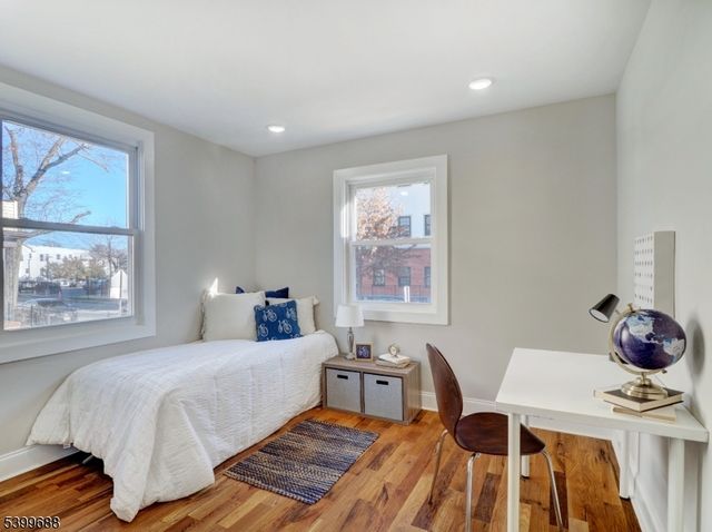 495 S Clinton St 2, East Orange City, NJ 07018