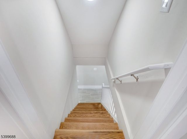 495 S Clinton St 2, East Orange City, NJ 07018