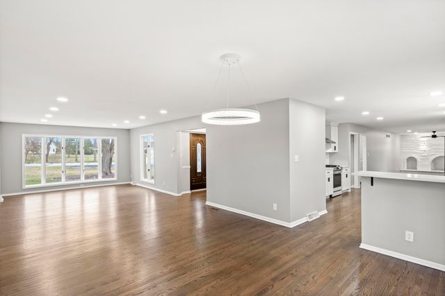 13399 W 117th Avenue, Cedar Lake, IN 46303