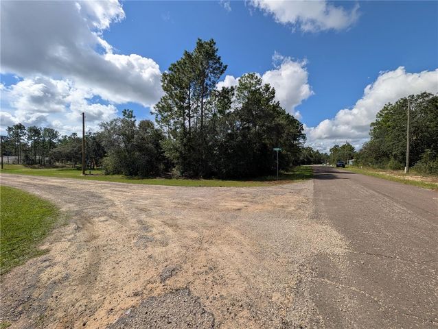 8511 N BOONE WAY, Citrus Springs, FL 34433