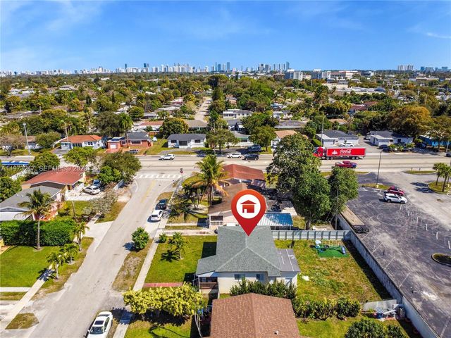 570 NE 169th St, North Miami Beach, FL 33162