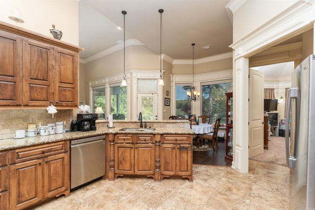 224 Elcano Drive, Hot Springs Village, AR 71909