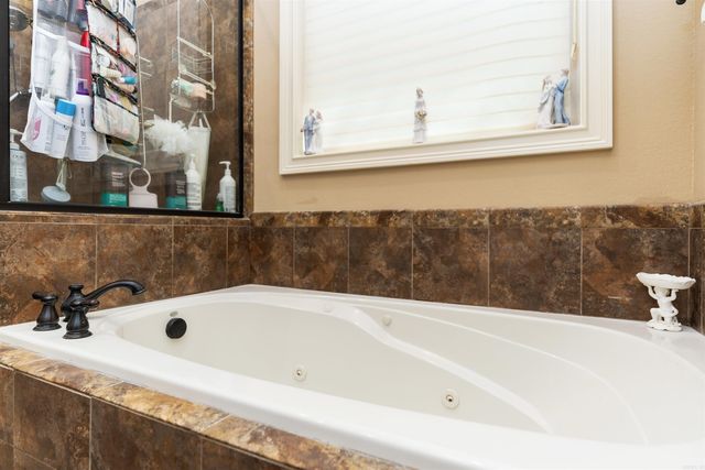 224 Elcano Drive, Hot Springs Village, AR 71909