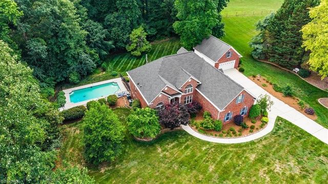 583 Carson Ridge Drive, Oak Ridge, NC 27310