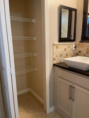 2950 WILLOWLEAF LANE, Wesley Chapel, FL 33544