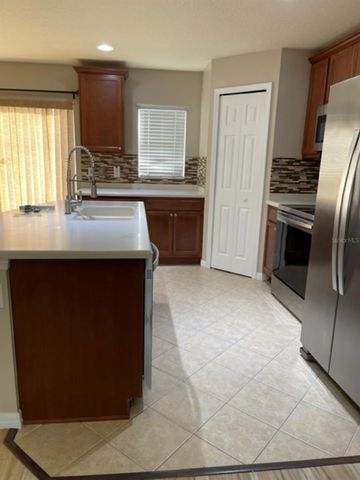 2950 WILLOWLEAF LANE, Wesley Chapel, FL 33544