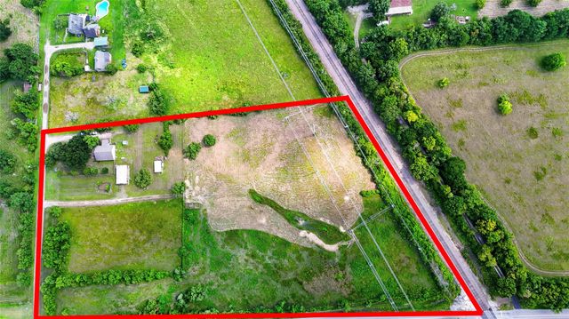 922 Agg Road, Tomball, TX 77375