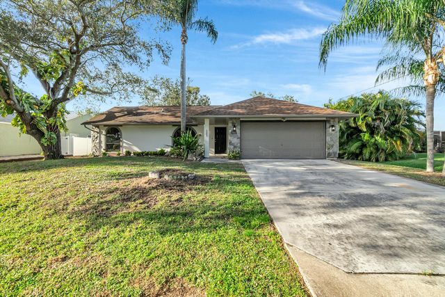 509 Breakwater Terrace, Sebastian, FL 32958